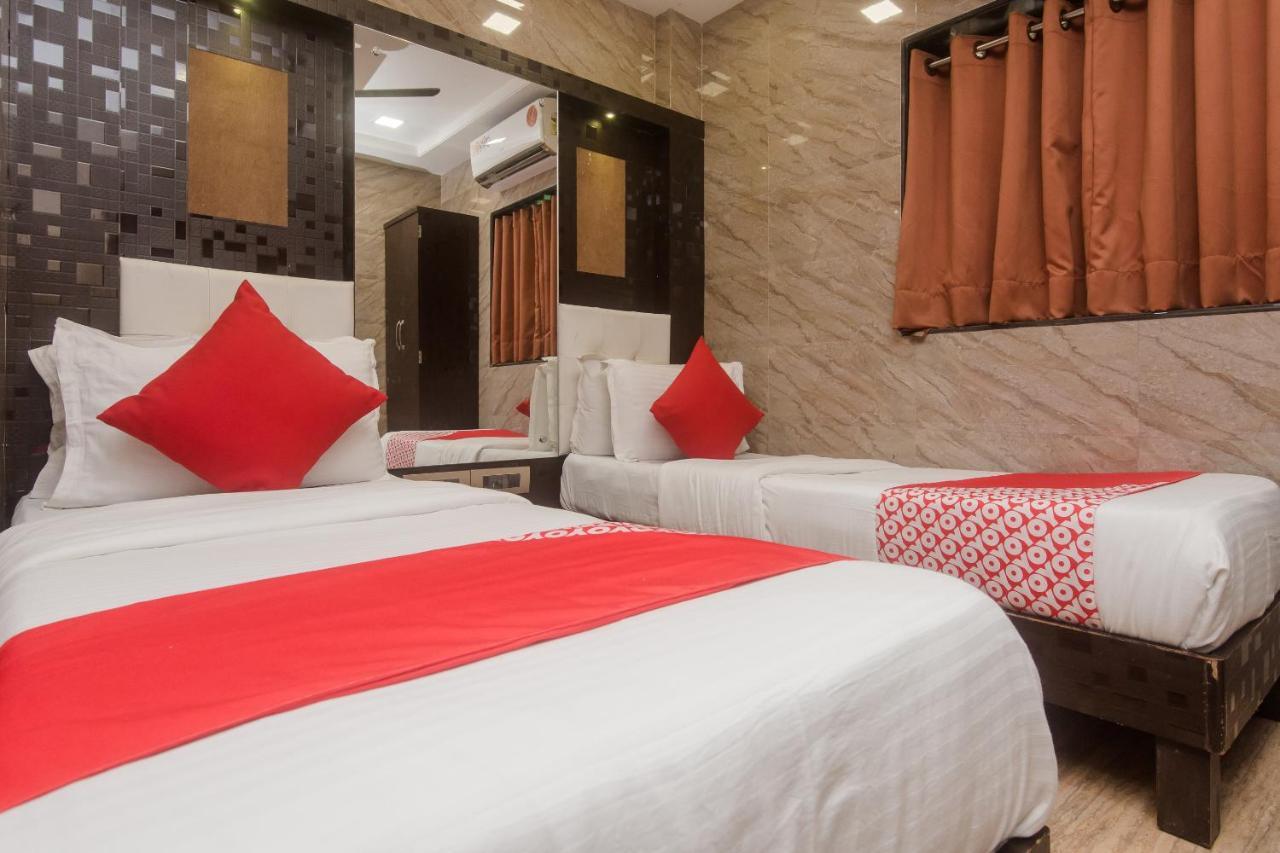 فندق Vaccinated Staff - Oyo 22055 Dadar Residency مومباي المظهر الخارجي الصورة